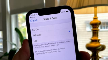 涧西苹果手机维修分享iPhone 12如何打开或关闭5G网络 